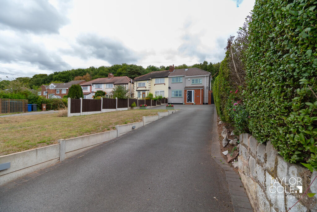 Additional image 31 of Watling Street, Hints