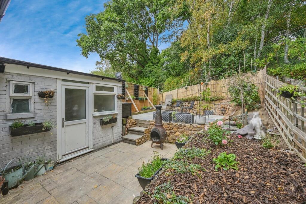 Additional image 19 of Woodlands Close, Dordon, Tamworth, Warwickshire