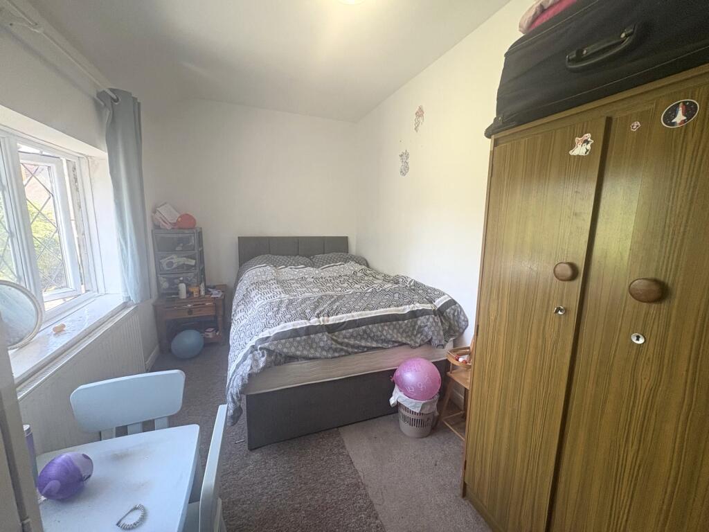 Additional image 4 of Blackberry Lane, B74