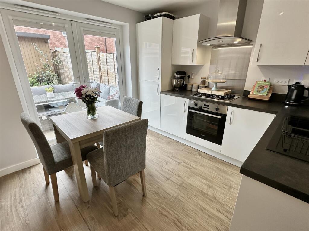 Additional image 5 of Mayors Drive, Alcester