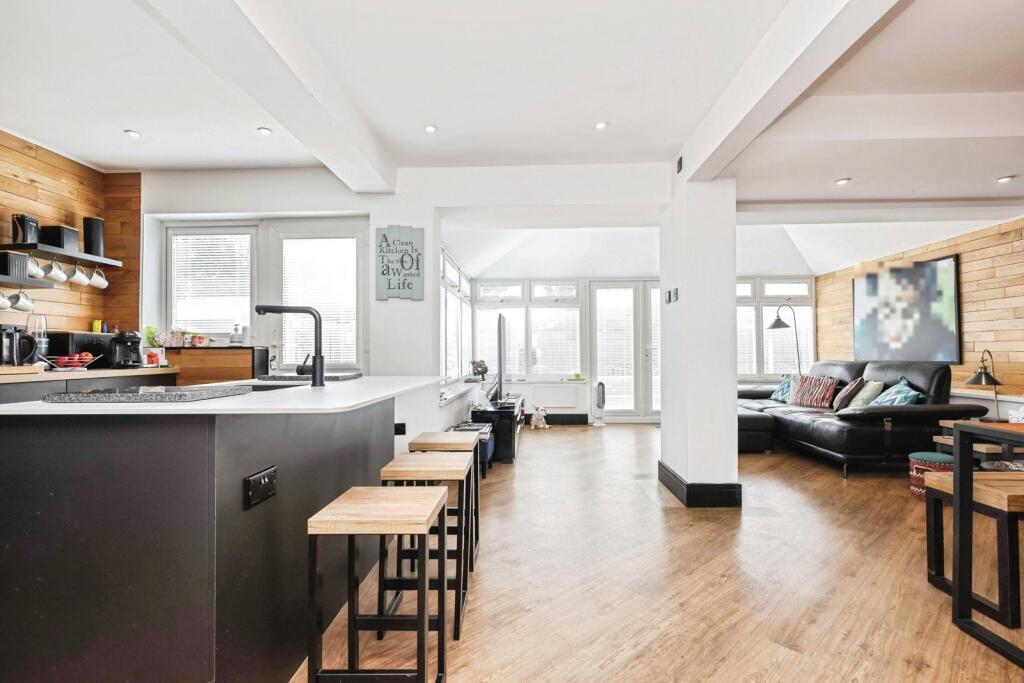 Additional image 3 of Elmfield Road, Birmingham, West Midlands, B36