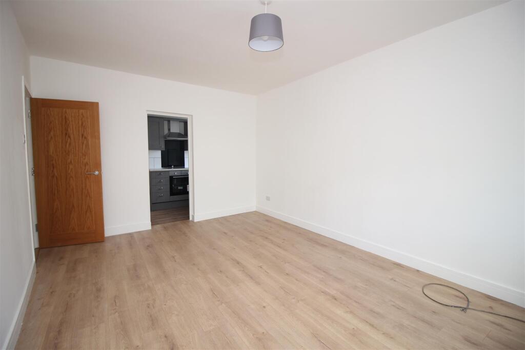 Additional image 4 of Monmouth Place, City Centre