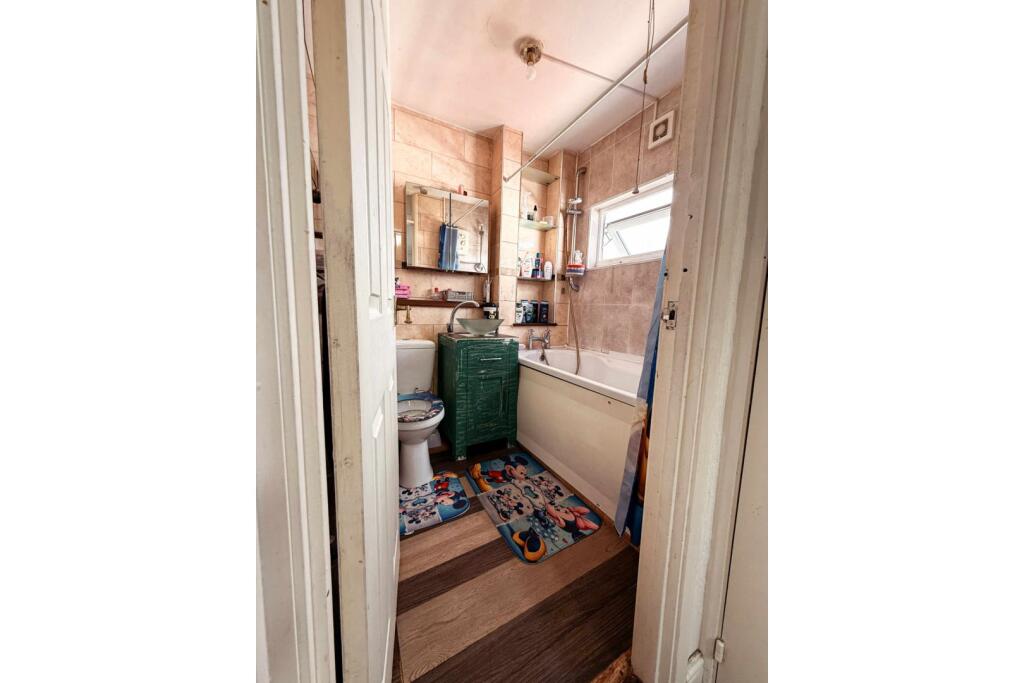 Additional image 13 of Dormston Close, Redditch, B98