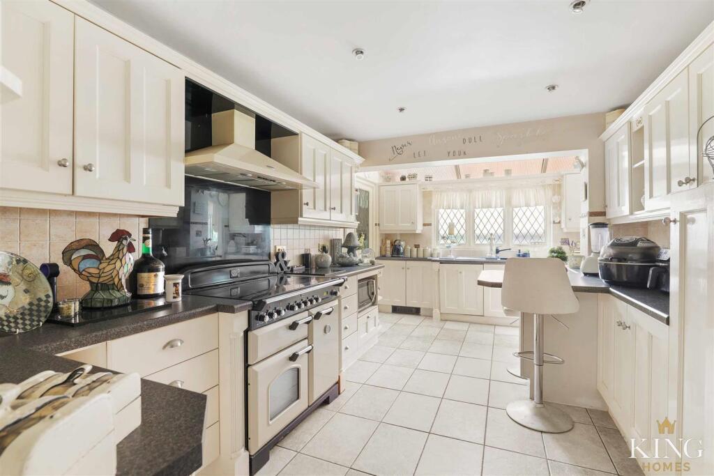 Additional image 35 of Batsford Close, Redditch