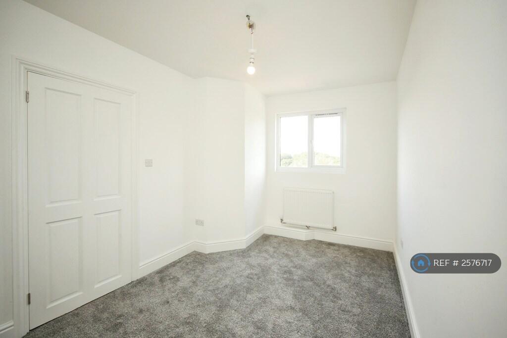 Additional image 11 of Mount Pleasant, Redditch, B97