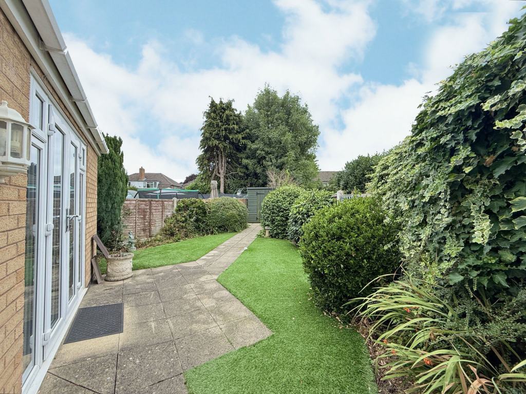 Additional image 18 of Bronte Close, Shirley