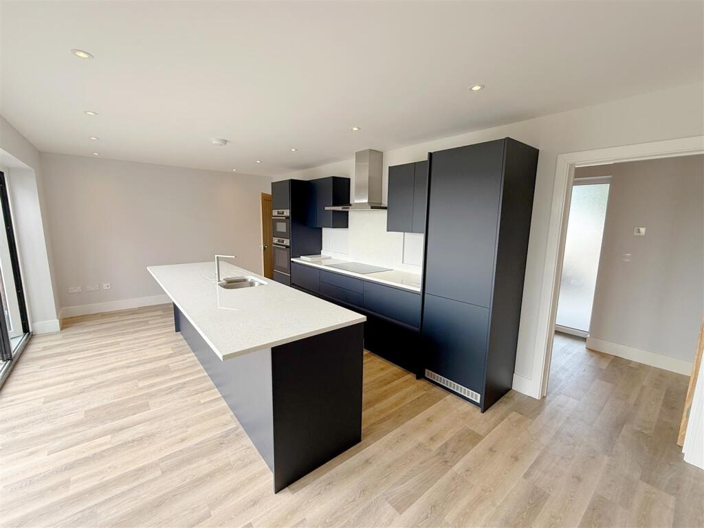 Additional image 8 of Stratford Road, Wootton Wawen