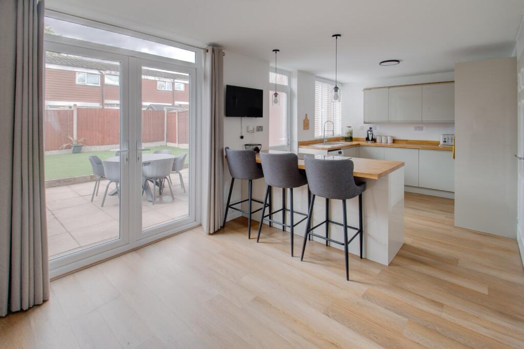 Additional image 4 of Fulbrook Close, Redditch, Worcestershire, B98