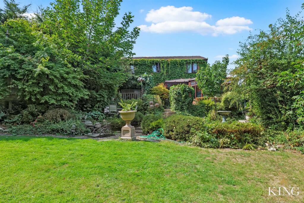 Additional image 29 of Batsford Close, Redditch