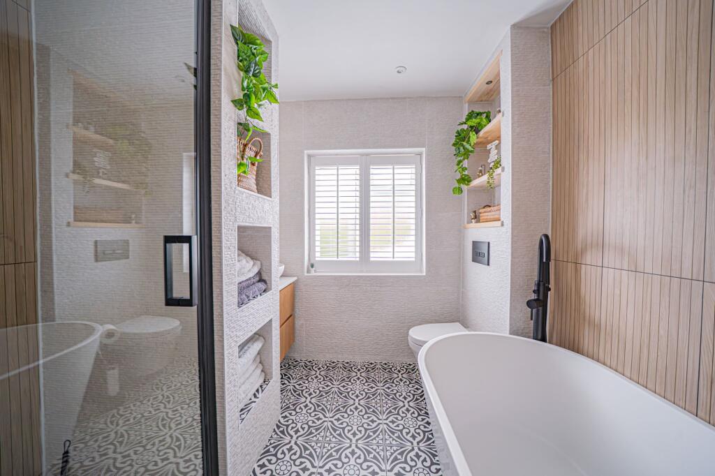 Additional image 12 of Warwick Road, Knowle, B93