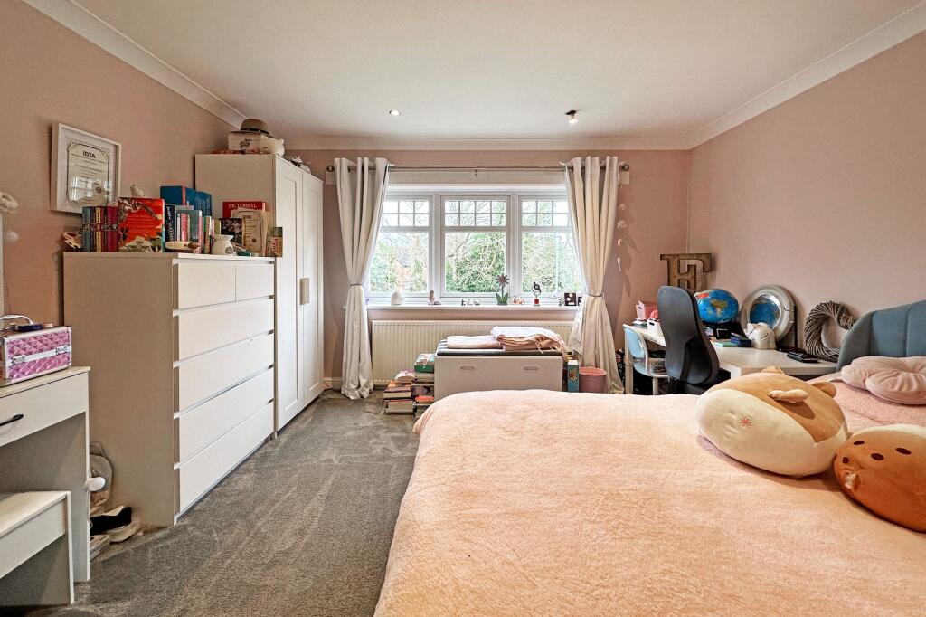 Additional image 19 of Warwick Road, Knowle, B93