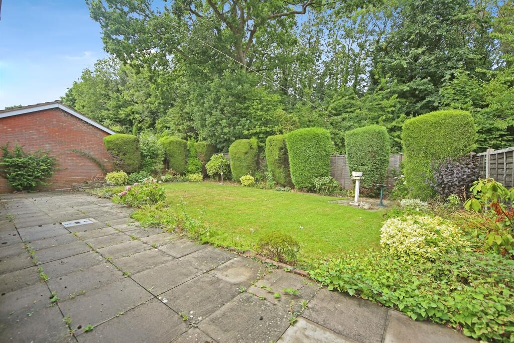 Additional image 16 of Kempsford Close, Redditch