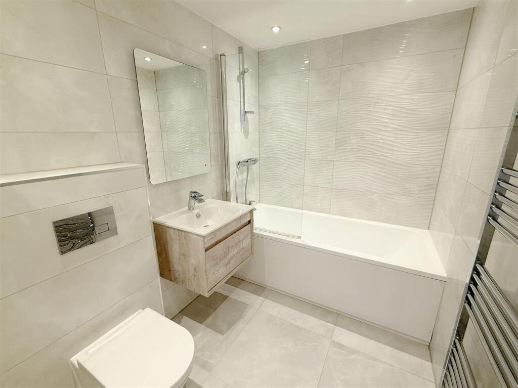 Additional image 15 of Stratford Road, Wootton Wawen