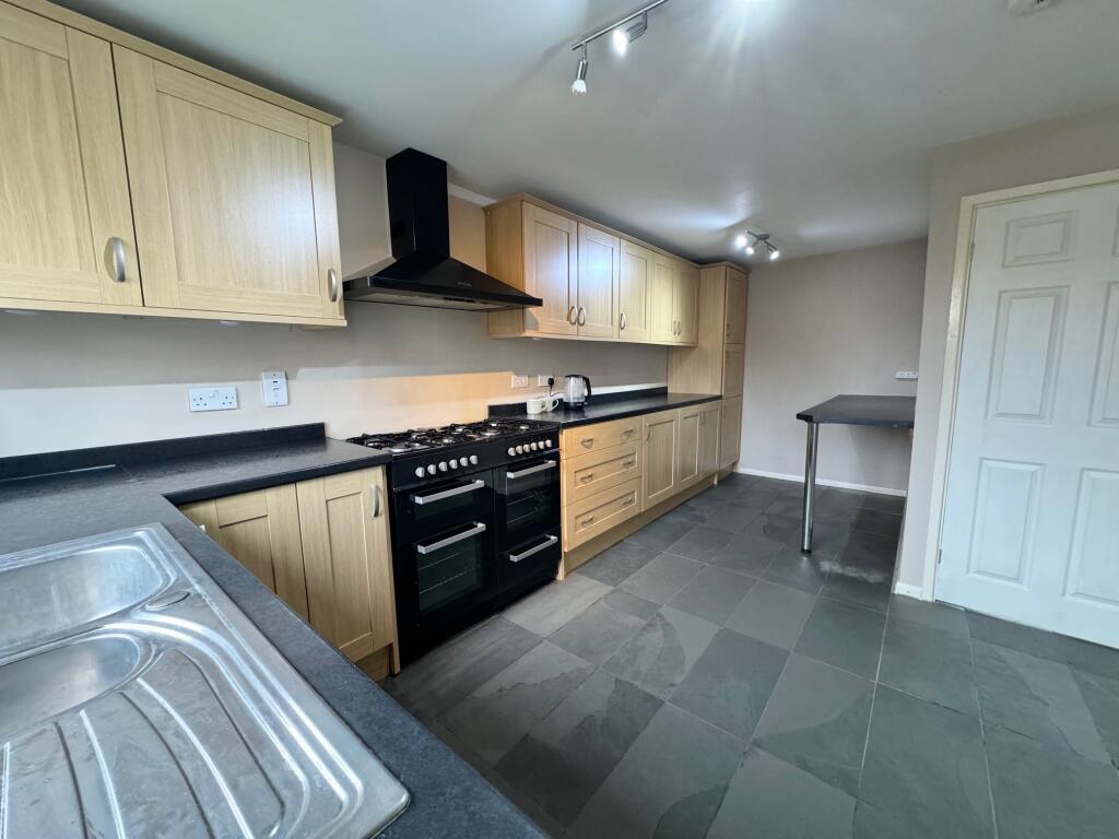 Additional image 2 of Alcock Crest, Warminster, BA12