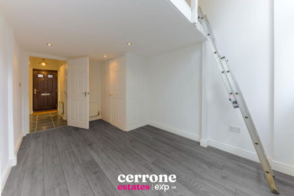 Additional image 10 of Crescent House, Mount Pleasant, Redditch, B97 4JT