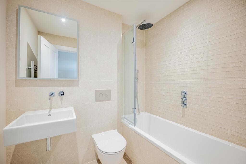 Additional image 7 of Apartment 5, Queen Anne House, Charlotte Street, Bath, Somerset, BA1