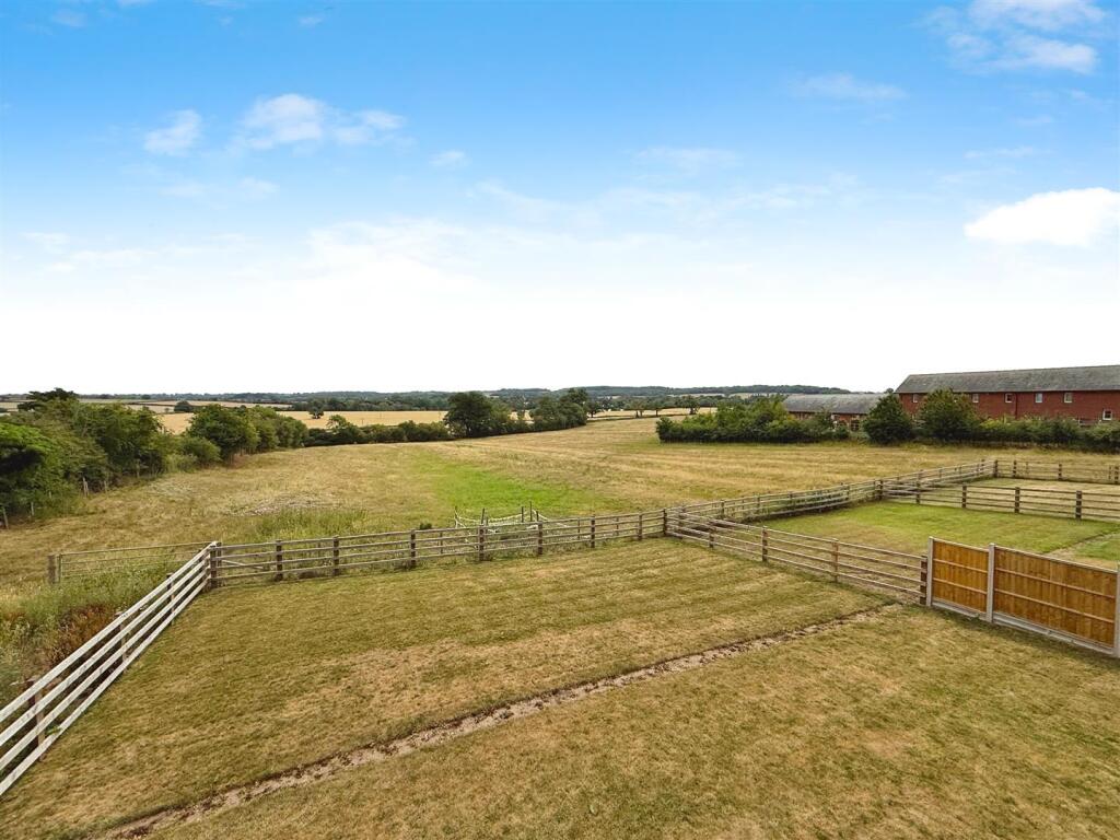 Additional image 18 of Stratford Road, Wootton Wawen