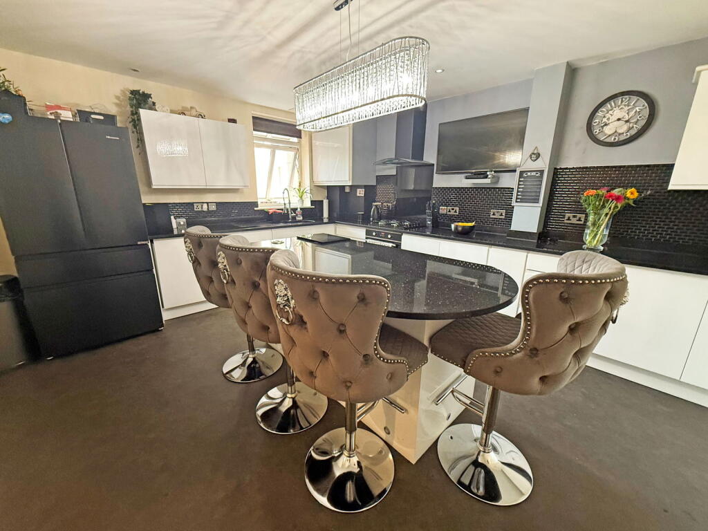 Additional image 4 of Main Street, Dickens Heath, Solihull, B90 1UA