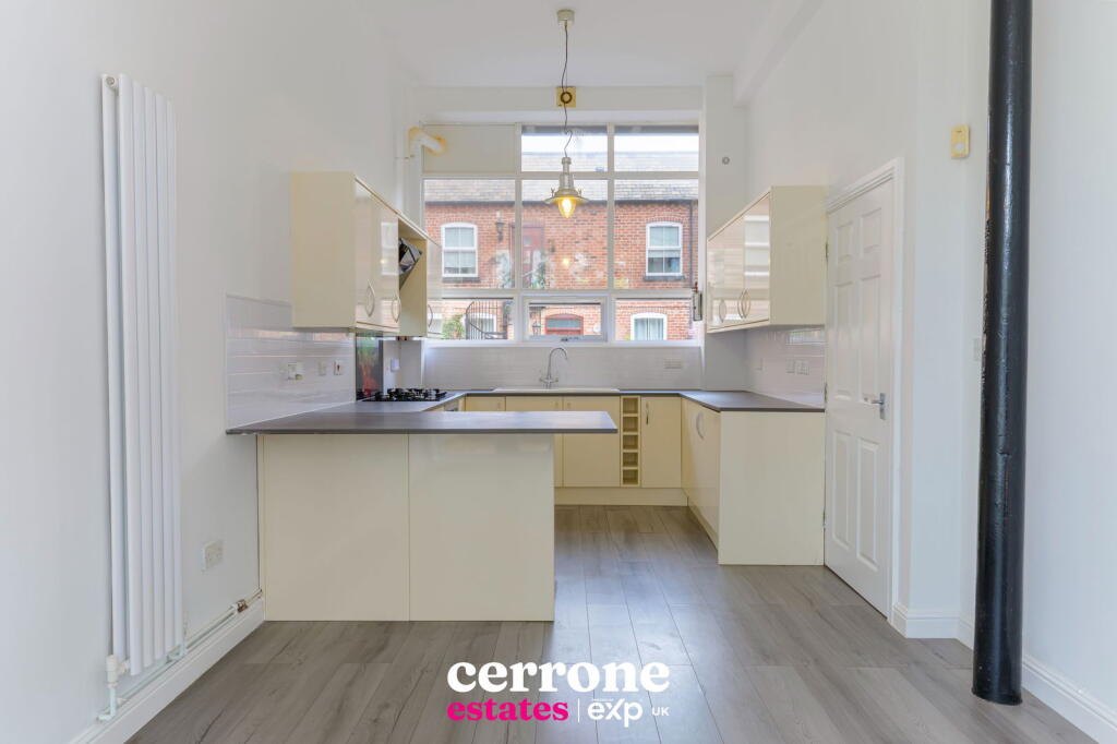 Additional image 3 of Crescent House, Mount Pleasant, Redditch, B97 4JT