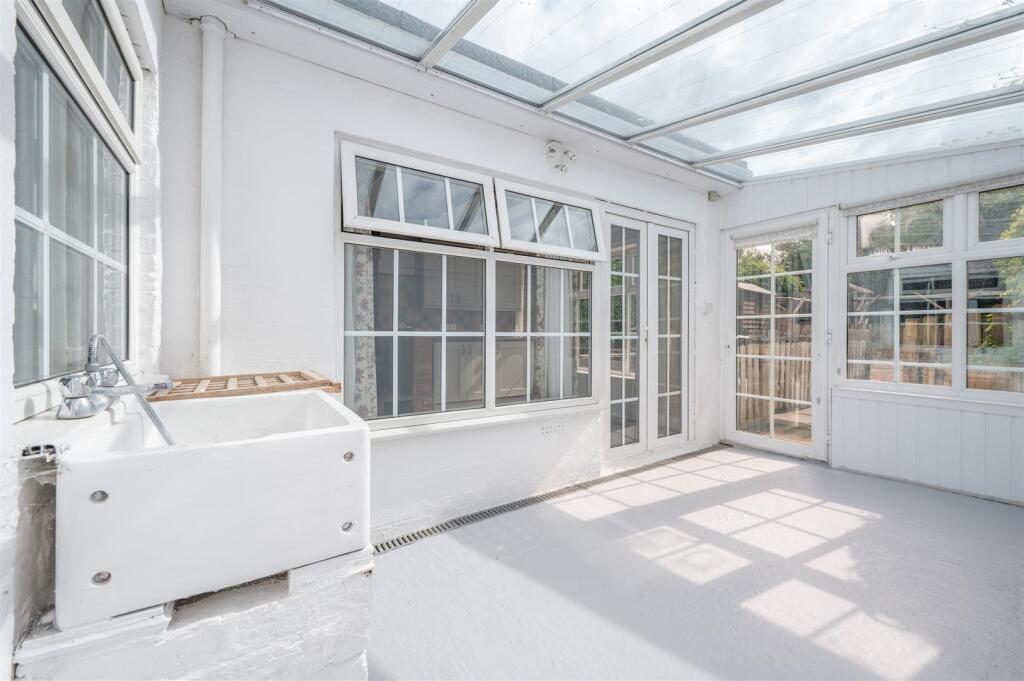 Additional image 6 of High Street, Henley-In-Arden