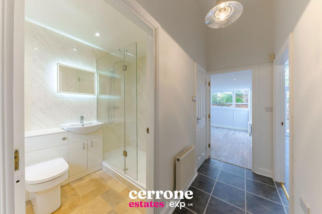 Additional image 8 of Crescent House, Mount Pleasant, Redditch, B97 4JT