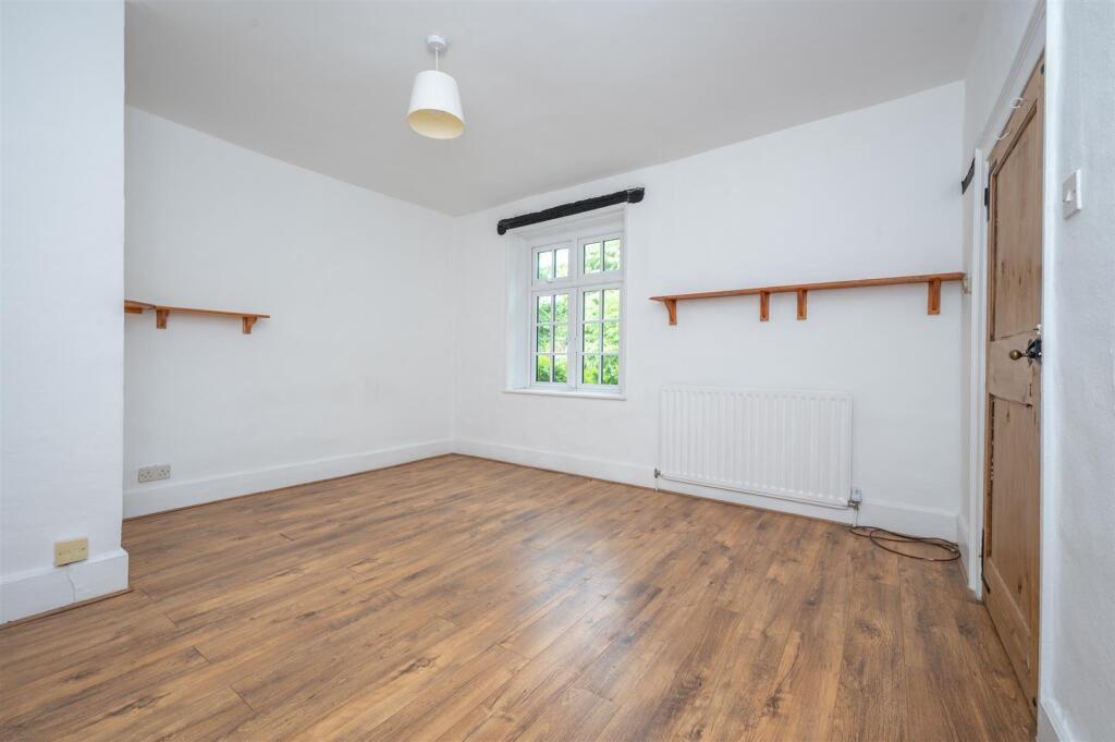 Additional image 10 of High Street, Henley-In-Arden