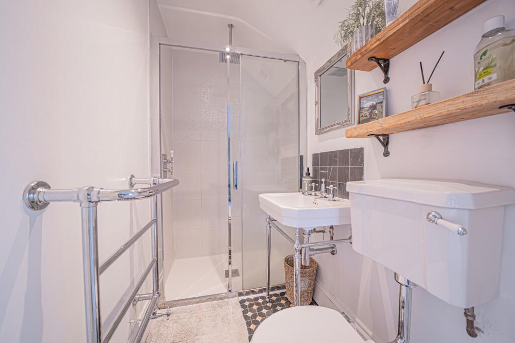 Additional image 13 of Warwick Road, Knowle, B93