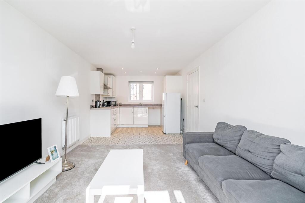 Additional image 4 of Newman Square, Shirley