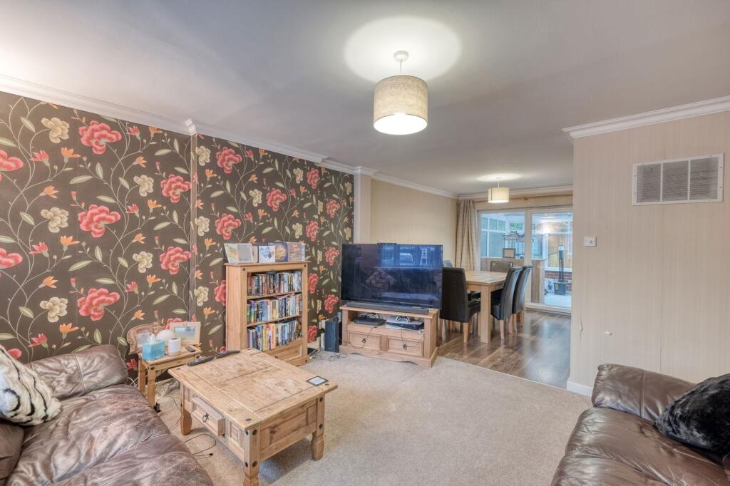 Additional image 4 of Lassington Close, Redditch, B98