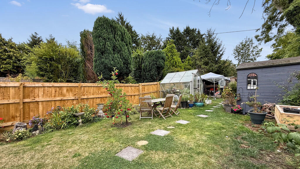 Additional image 19 of Chalford Gardens, Westbury