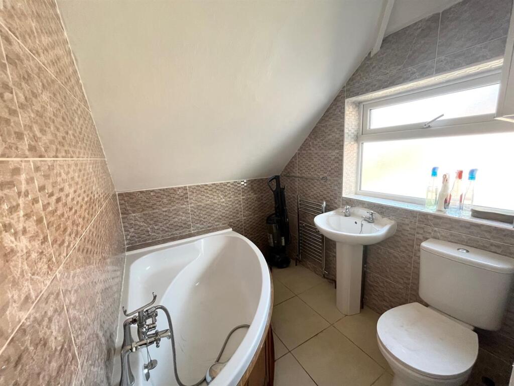 Additional image 13 of Haslucks Green Road, Shirley, Solihull