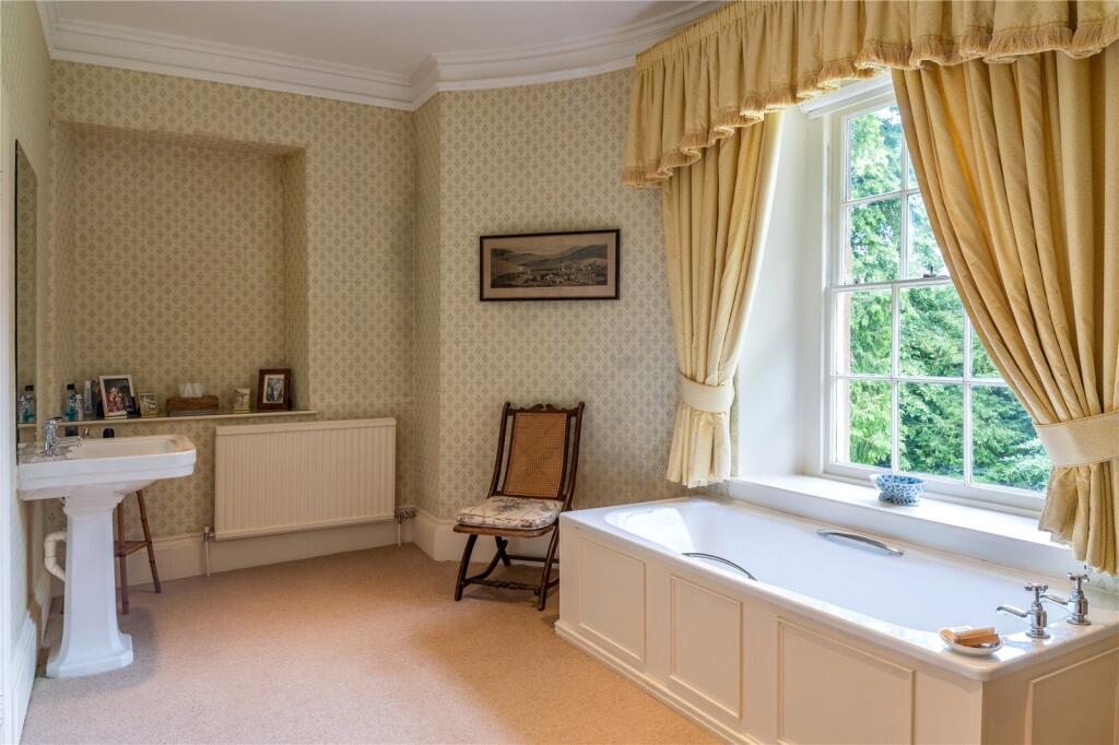 Additional image 10 of Coombe Hill, Bruton, Somerset, BA10