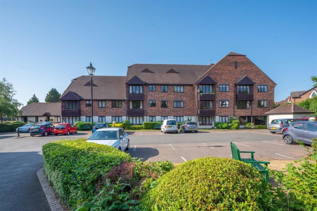 Additional image 10 of Chestnut Walk, Henley-In-Arden