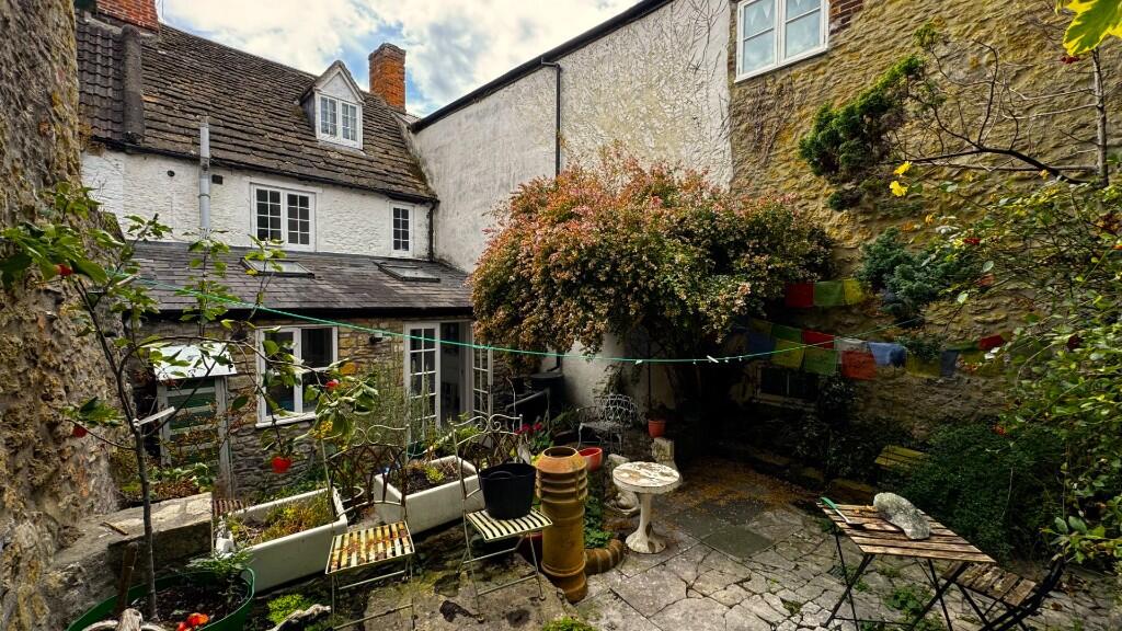 Additional image 11 of High Street, Bruton, Somerset, BA10 0AW