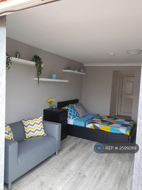 Additional image 3 of Wellsford Avenue, Solihull, B92