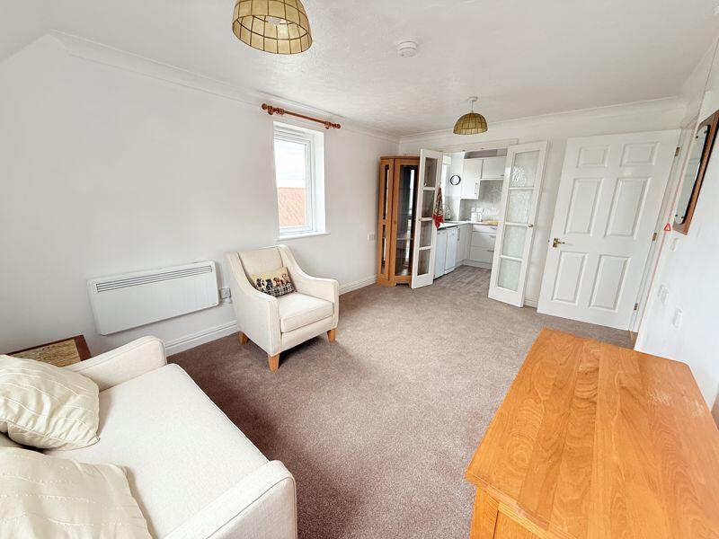 Additional image 3 of Longleat Court, Frome