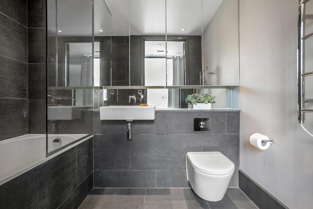 Additional image 5 of Canalside Apartments, Birmingham, B9