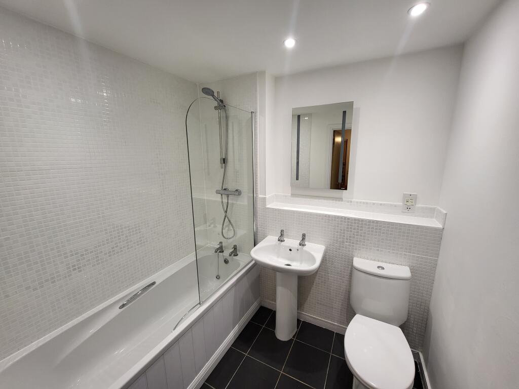 Additional image 8 of Sandalwood Road, WESTBURY