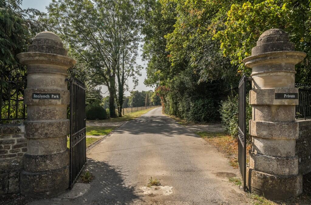 Additional image 10 of Redlynch Park, Redlynch, Bruton, Somerset, BA10 0NH