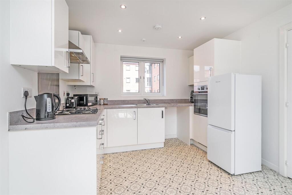 Additional image 3 of Newman Square, Shirley