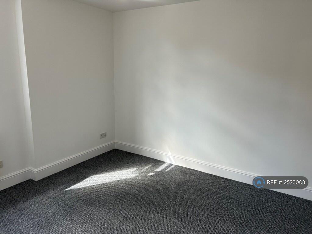 Additional image 4 of Mount Pleasant, Redditch, B97