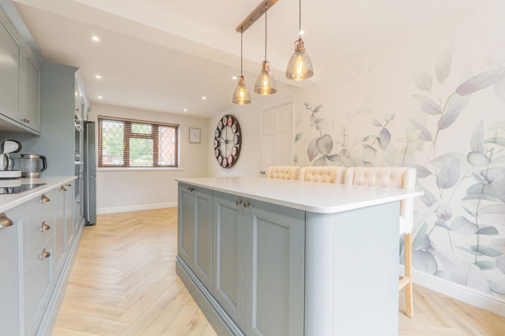 Additional image 7 of Eldersfield Close, Redditch, B98 9NG