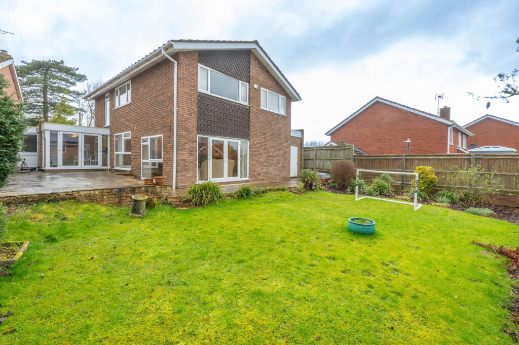 Additional image 16 of Brook End Drive, Henley-In-Arden