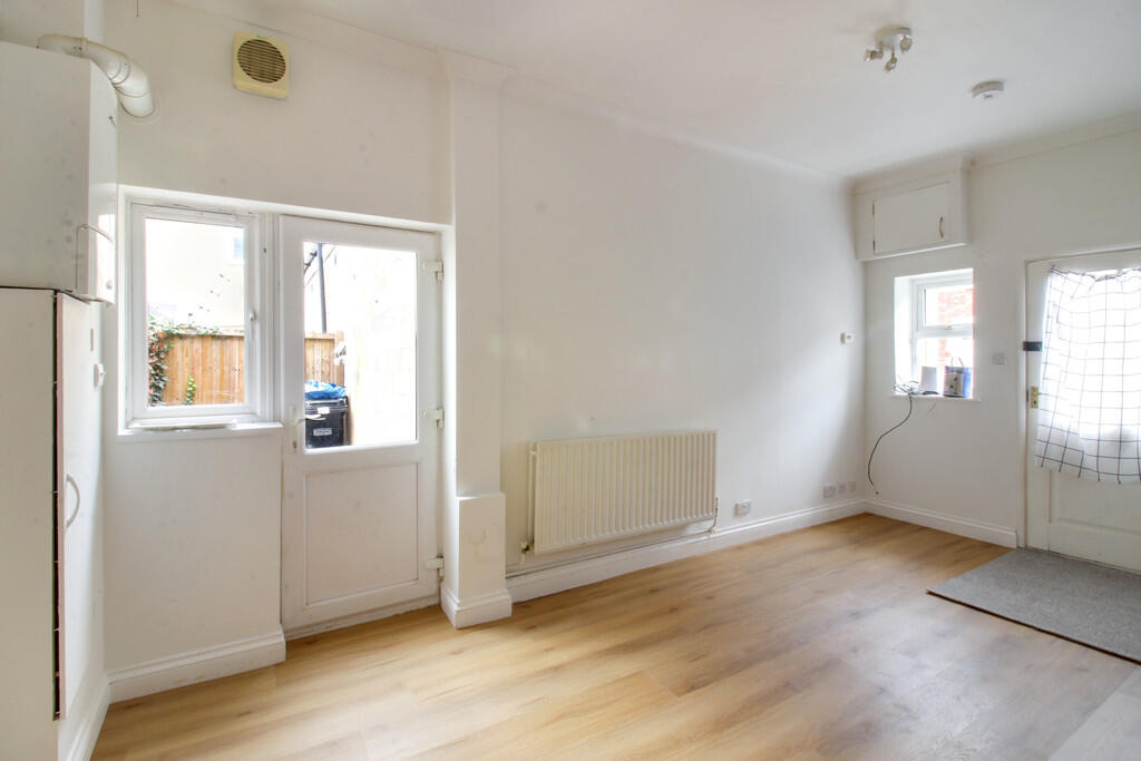 Additional image 4 of Locksbrook Road
