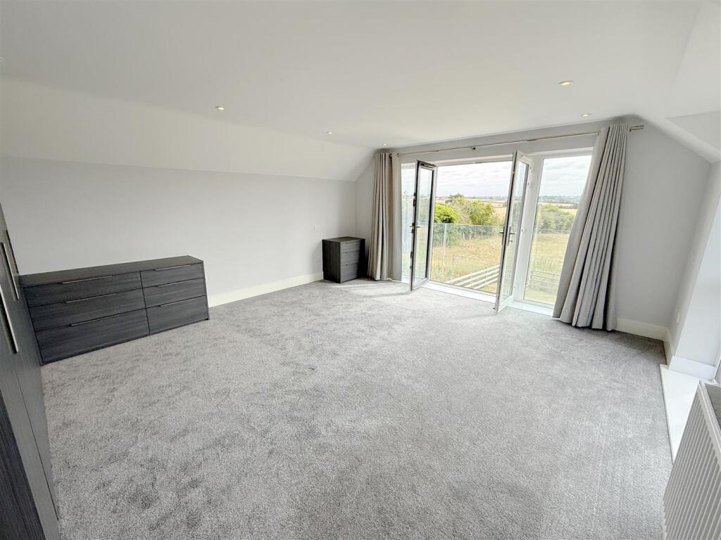 Additional image 11 of Stratford Road, Wootton Wawen