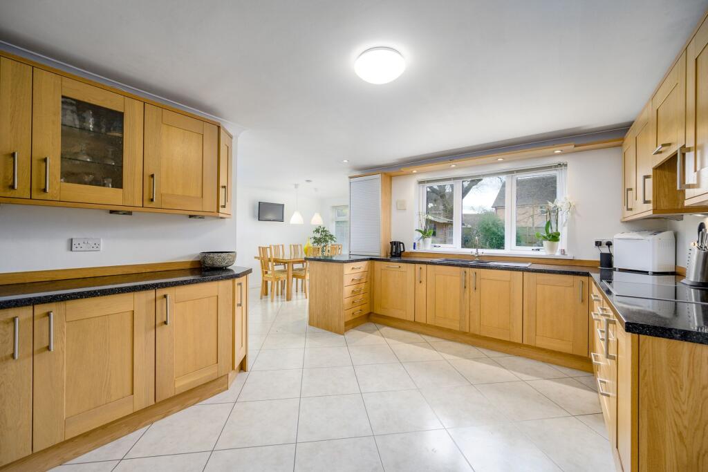 Additional image 4 of Hollyoak Grove, Solihull, B91