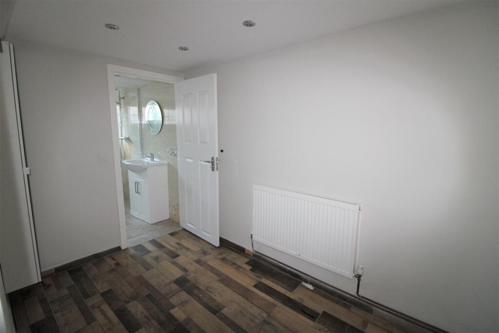 Additional image 8 of Haslucks Green Road, Shirley, Solihull