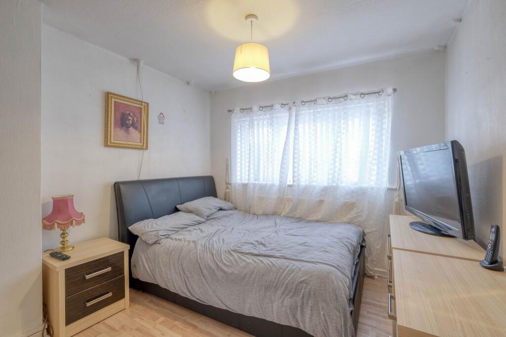 Additional image 10 of Loxley Avenue, Shirley, B90