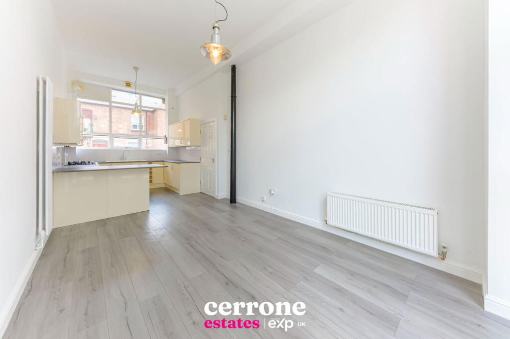 Additional image 7 of Crescent House, Mount Pleasant, Redditch, B97 4JT