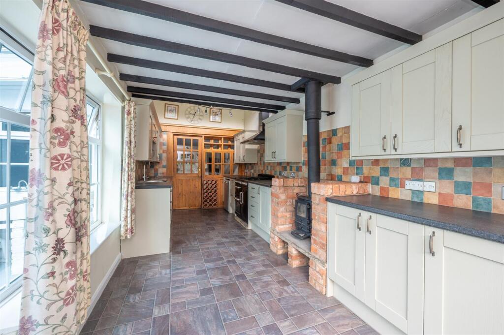 Additional image 5 of High Street, Henley-In-Arden